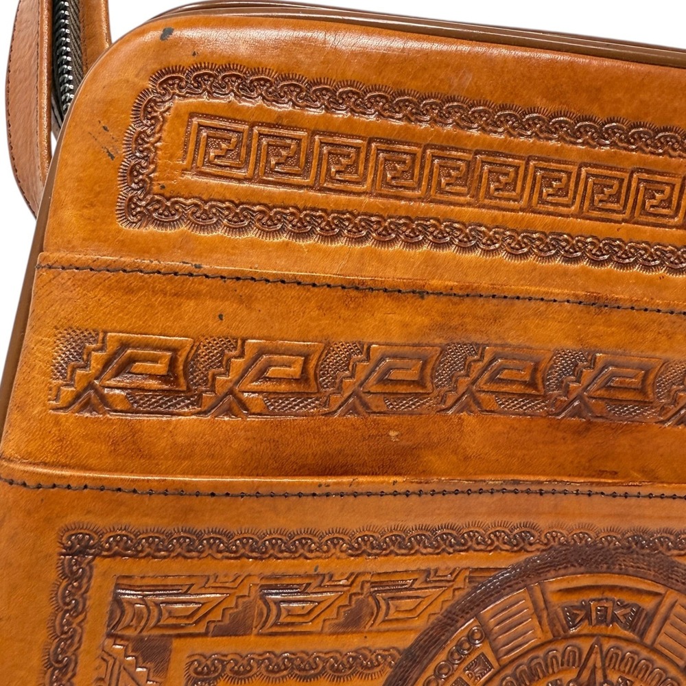 Vintage Mexican Hand Tooled Leather Shoulder Bag Aztec Mayan Warrior Sun Purse - Picture 7 of 13